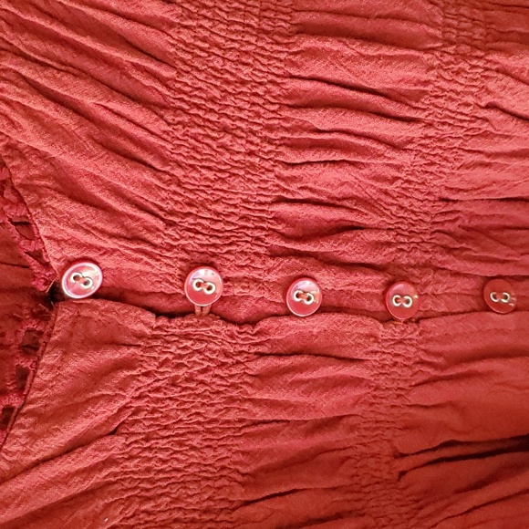 Size L shirt - Picture 4 of 5